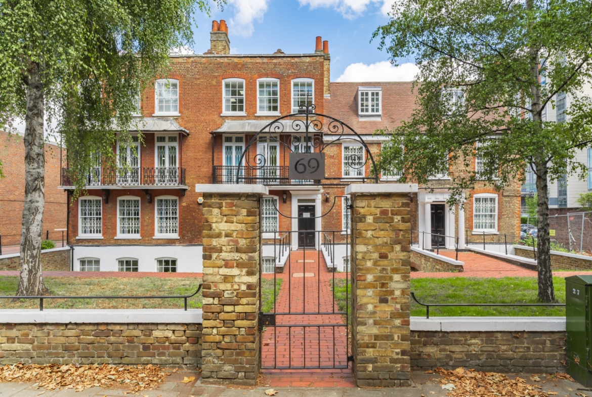 Boston House, 69-75 Manor Road, Brentford, Middlesex, TW8 9JJ