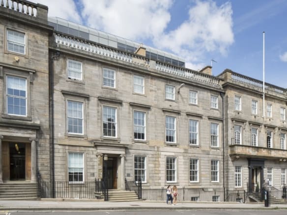 Flexible office space in Glasgow at 220 St Vincent Street by Orega
