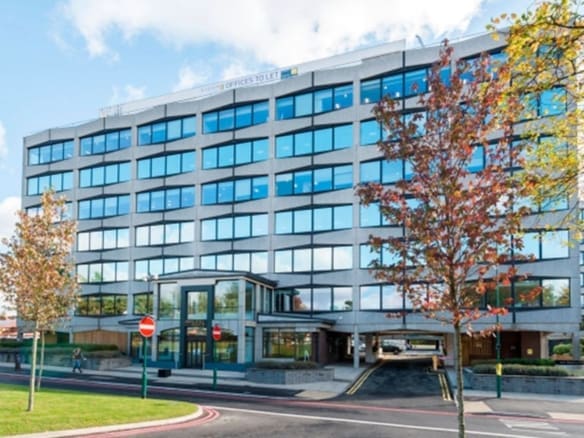 flexible serviced office space at Radcliffe House in Solihull by Chadwick Business Centres