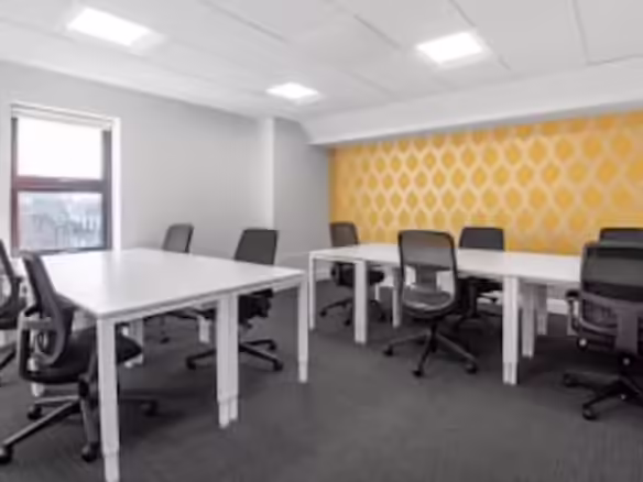 Regus by IWG Oxford House, 12-20 Oxford Street, Newbury, RG14 1JB
