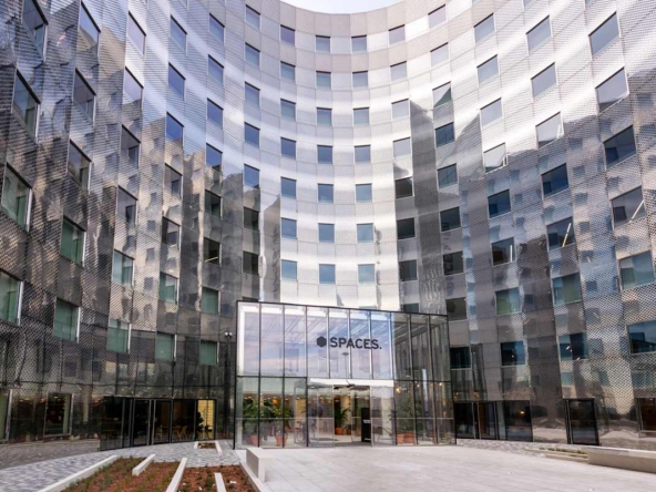 Spaces (IWG) 1-7 Cours Valmy Puteaux