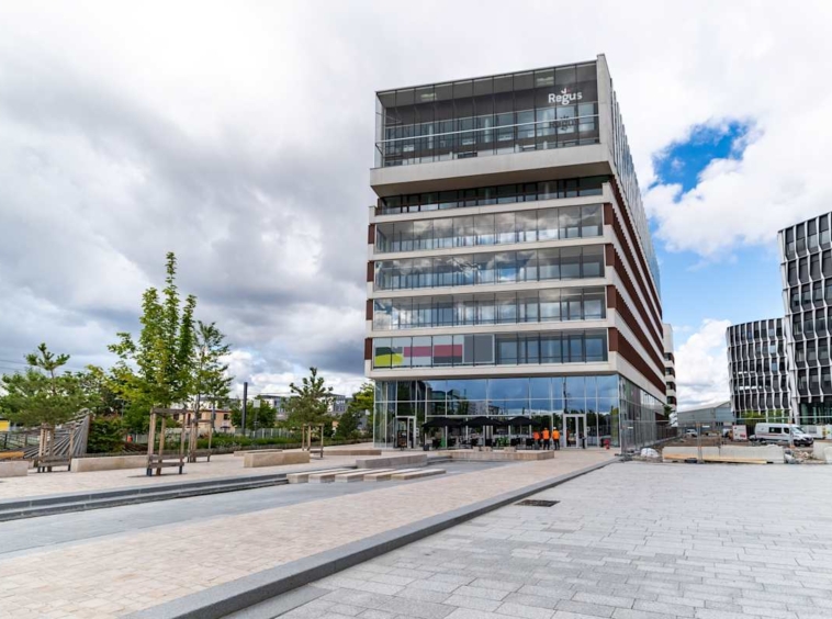 Regus (IWG) 1 Esplanade Myriam Makeba Villeurbanne