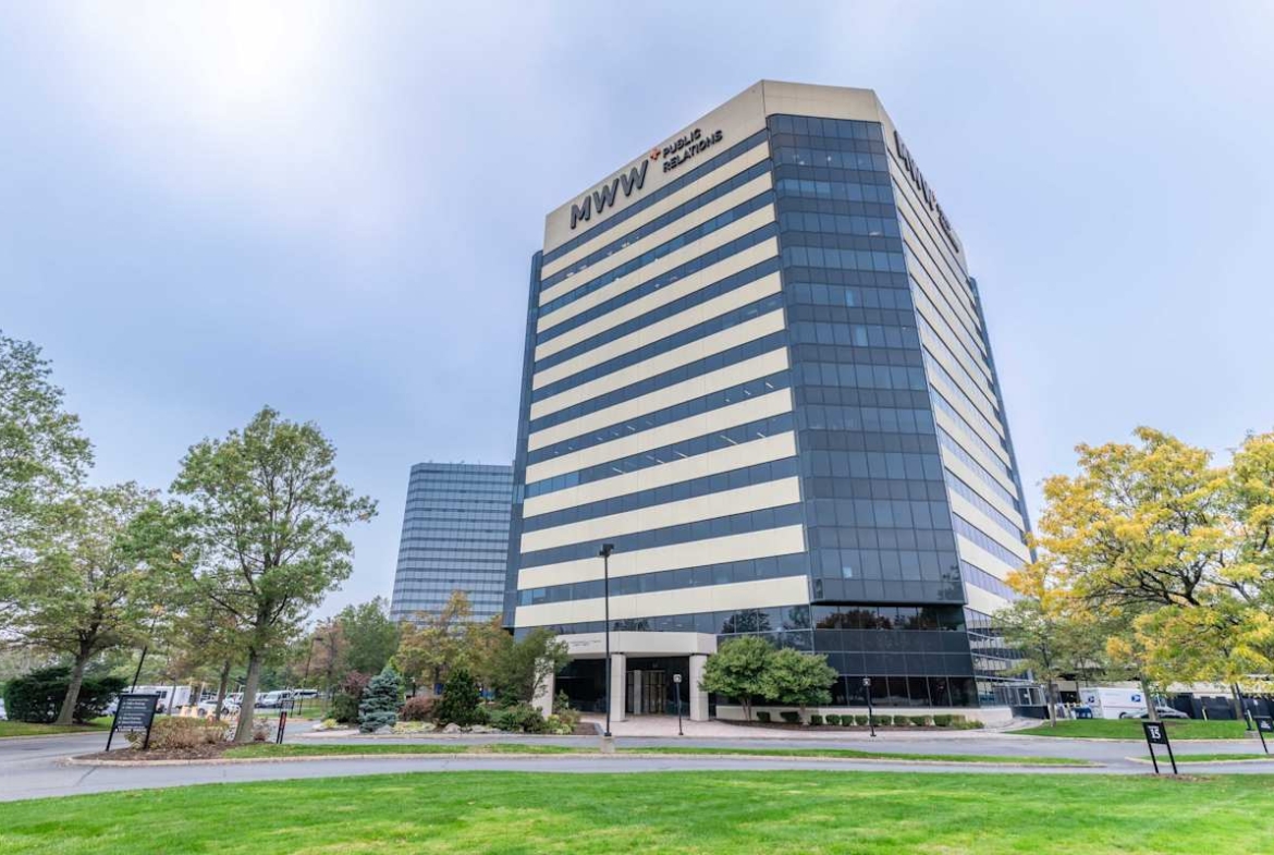 Regus (IWG) 1 Meadowlands Plaza East Rutherford