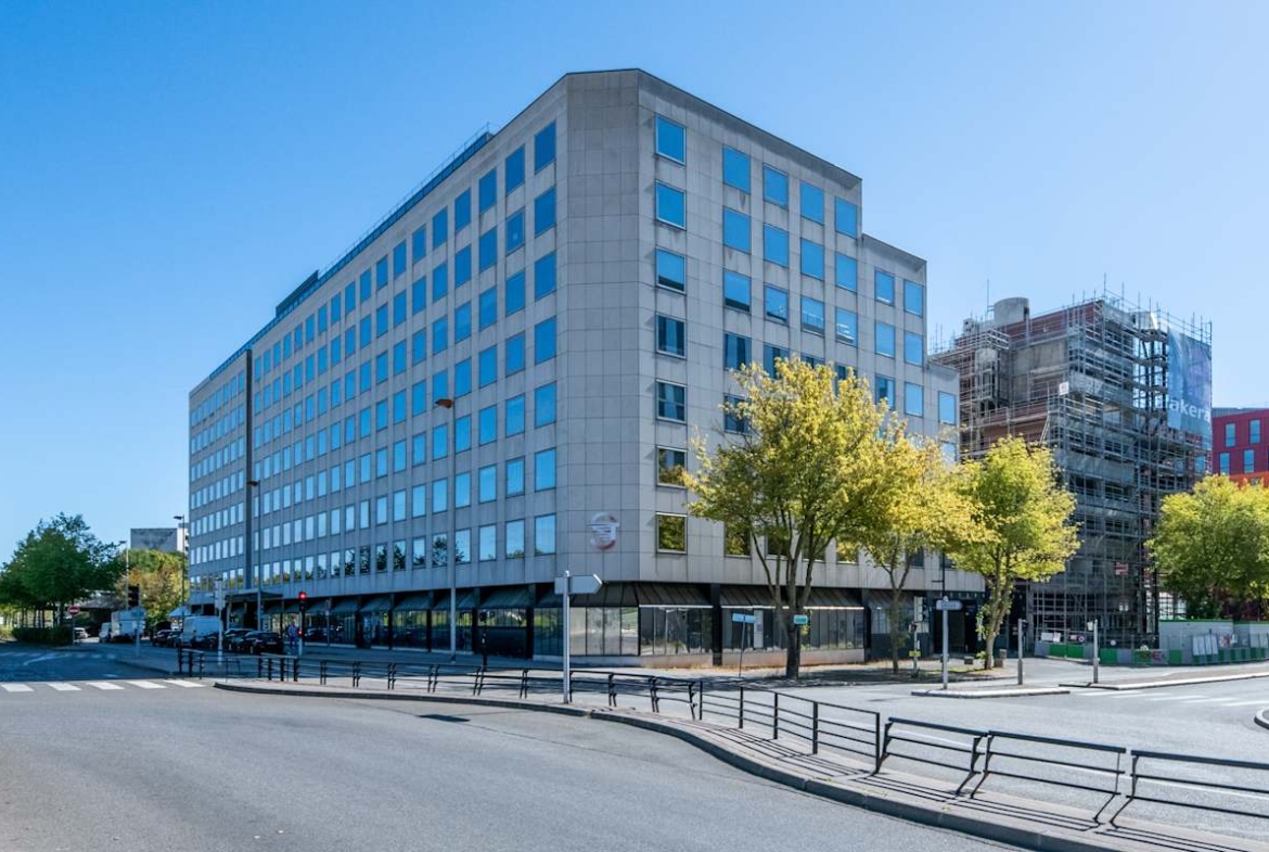 Stop & Work (IWG) 1 Rue Georges Stephenson Montigny-le-Bretonneux