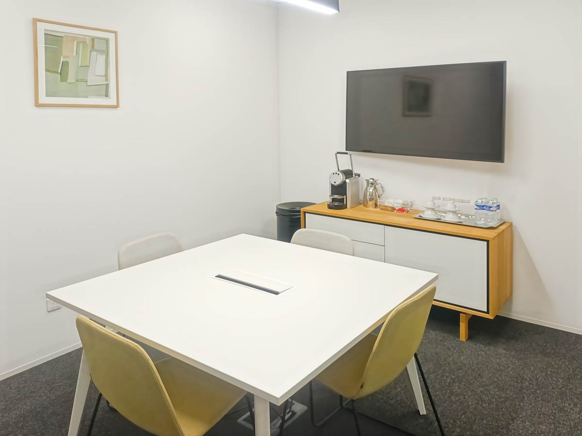 Regus (IWG) 1 Rue Jacqueline Auriol Marignane
