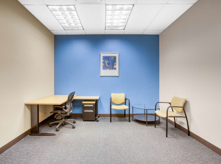 Regus (IWG) 100 Chesterfield Business Parkway Chesterfield