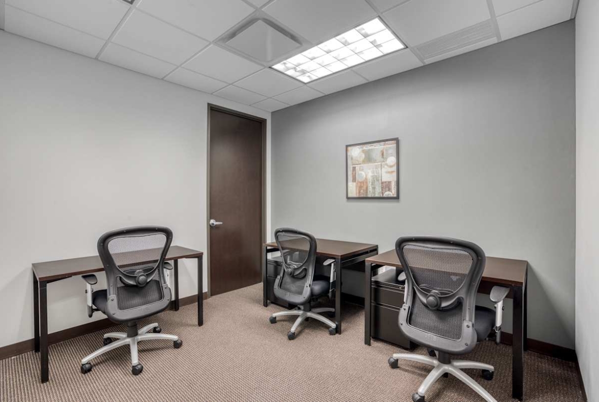 Regus (IWG) 100 Duffy Avenue Hicksville