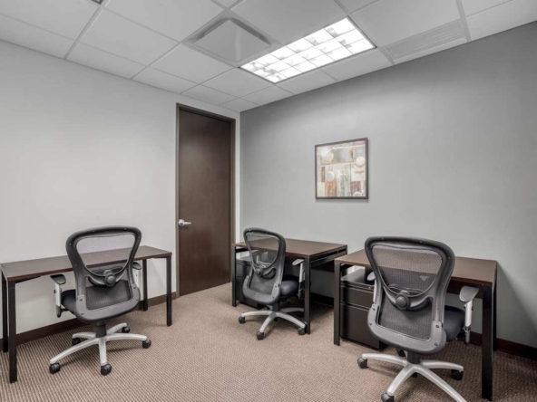 Regus (IWG) 100 Duffy Avenue Hicksville