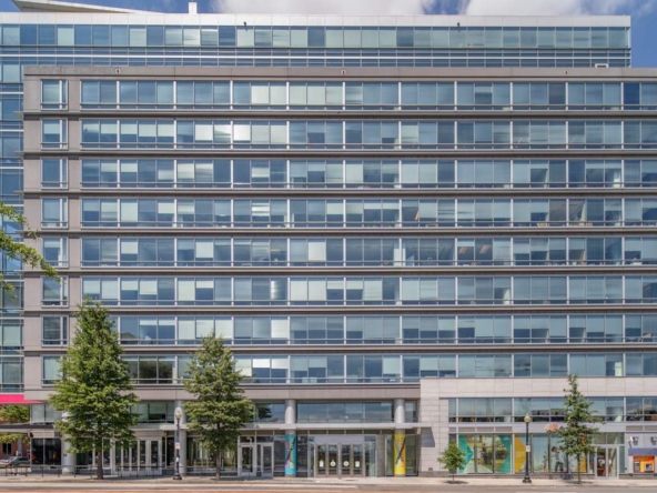 Regus (IWG) 100 M Street Washington