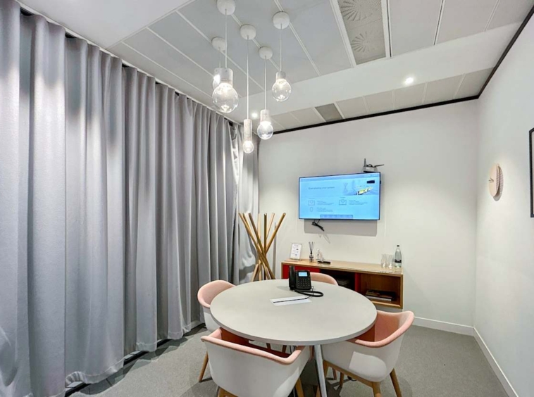 Spaces (IWG) 100 West George Street Glasgow
