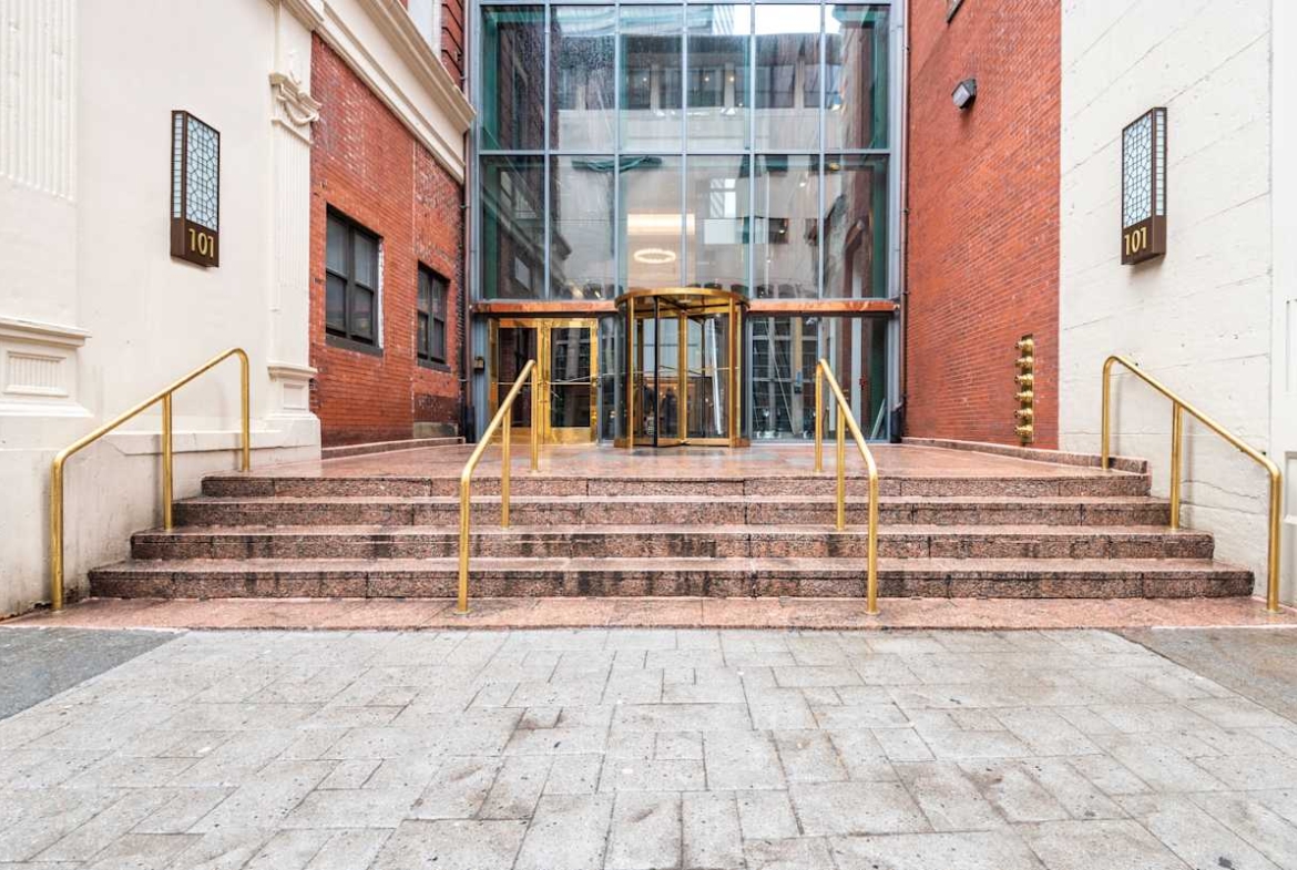 Regus (IWG) 101 Arch Street Boston