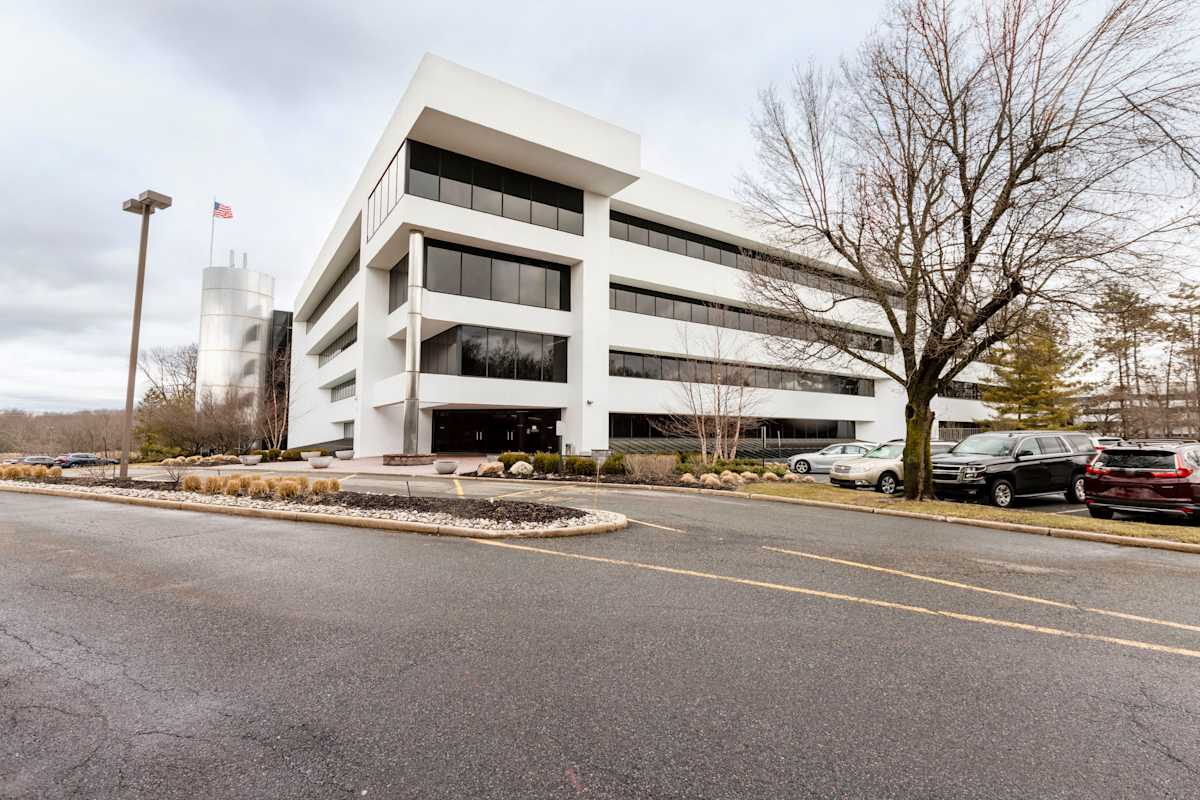 HQ (IWG) 101 Eisenhower Parkway Roseland