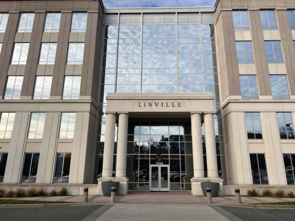 Regus (IWG) 101 North Tryon Street Charlotte