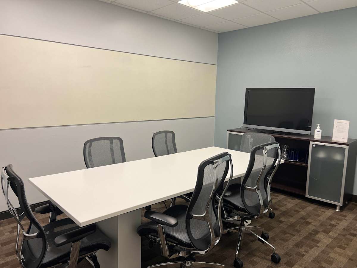 Regus (IWG) 101 North Tryon Street Charlotte