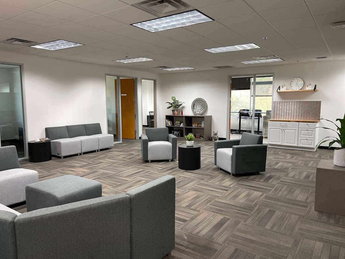 Regus (IWG) 10101 N 92nd St Scottsdale