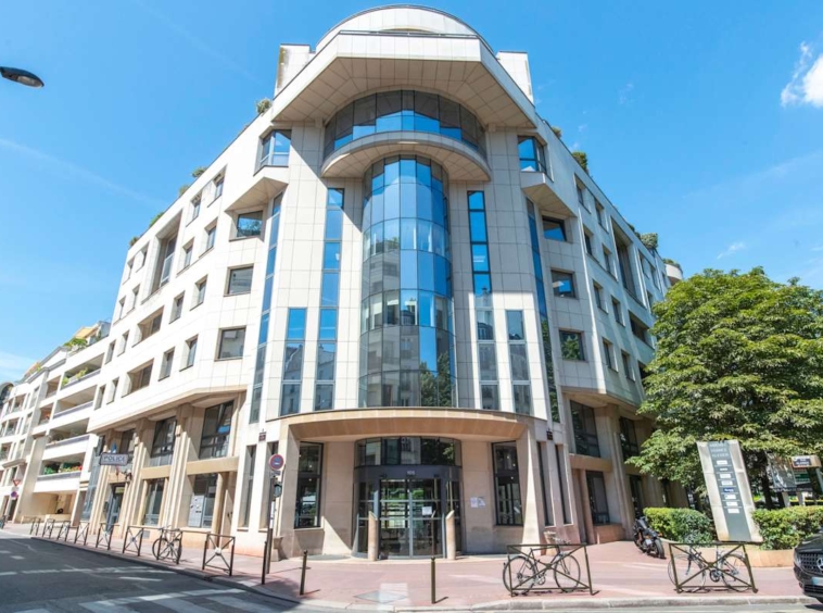 HQ (IWG) 105 Rue Anatole France Levallois-Perret