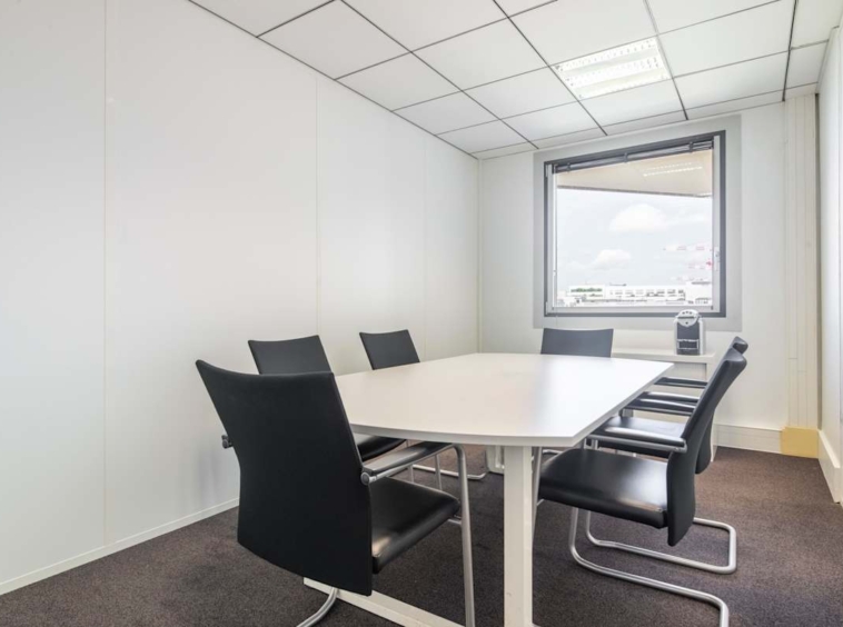 HQ (IWG) 105 Rue Anatole France Levallois-Perret