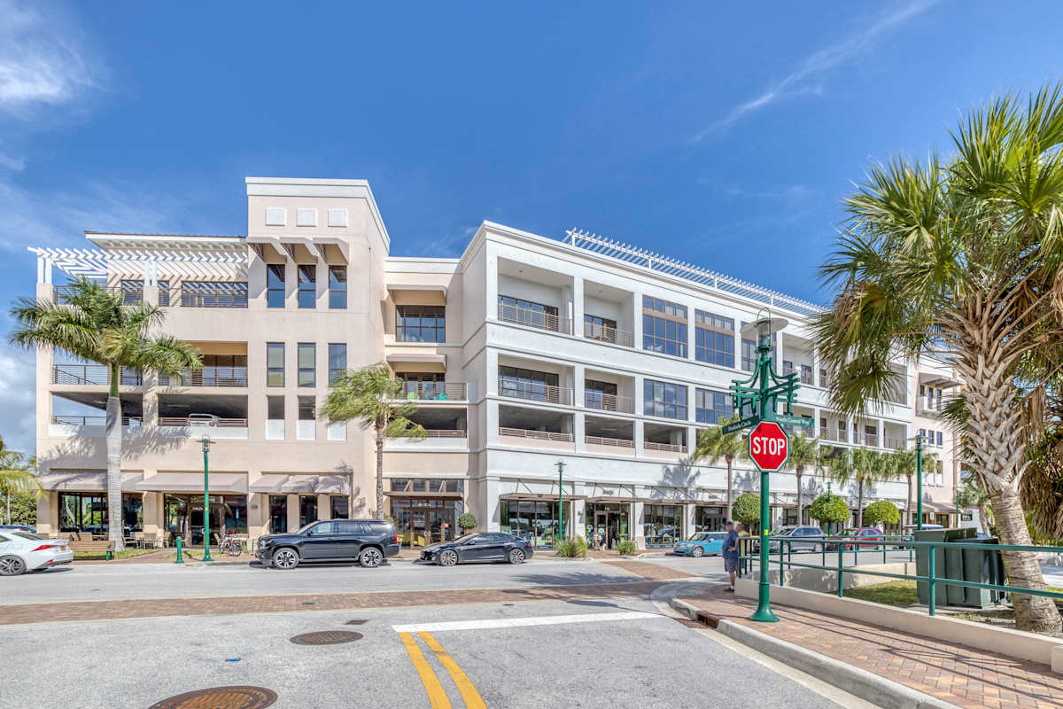 Regus (IWG) 110 Front Street Jupiter
