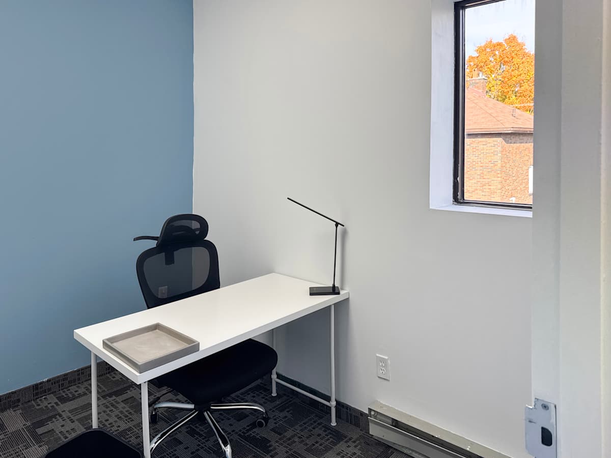 HQ (IWG) 111 Simcoe Street N Oshawa