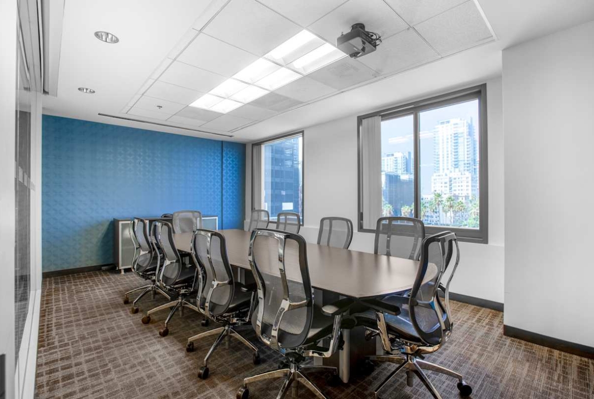 Regus (IWG) 111 West Ocean Boulevard Long Beach
