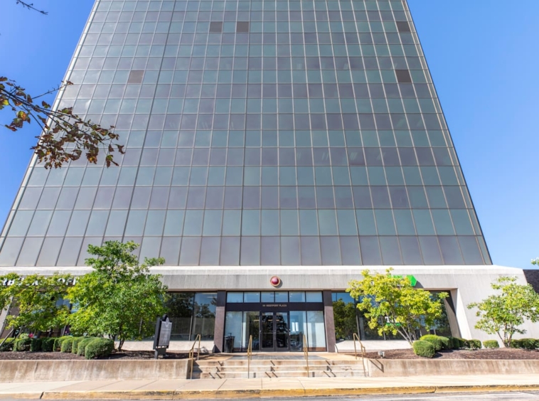 HQ (IWG) 111 Westport Plaza Drive St. Louis