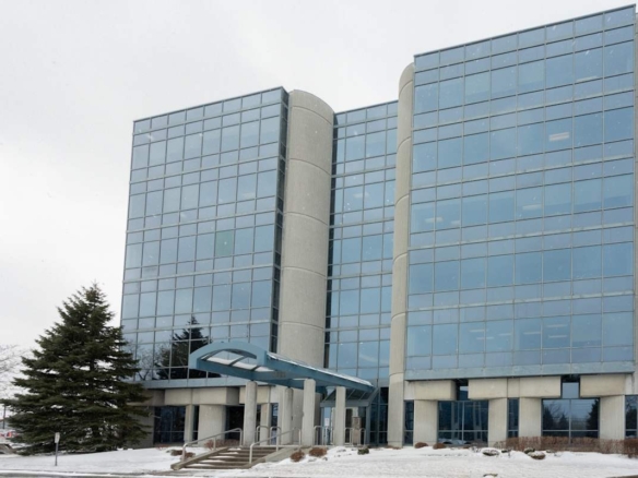 Regus (IWG) 1111 Dr Frederik-Philips Boulevard Saint Laurent