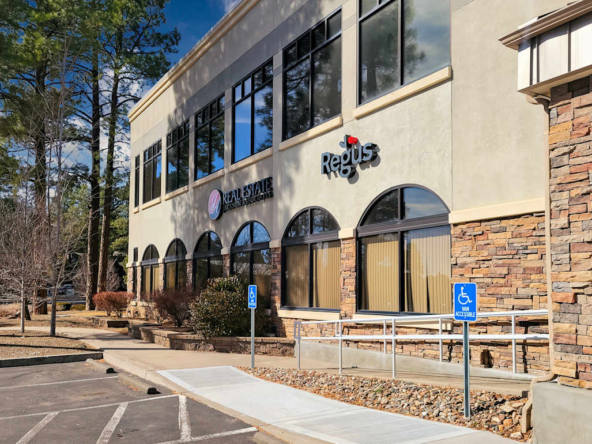 Regus (IWG) 1120 W University Ave Flagstaff