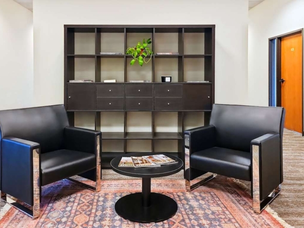 Regus (IWG) 1120 W University Ave Flagstaff