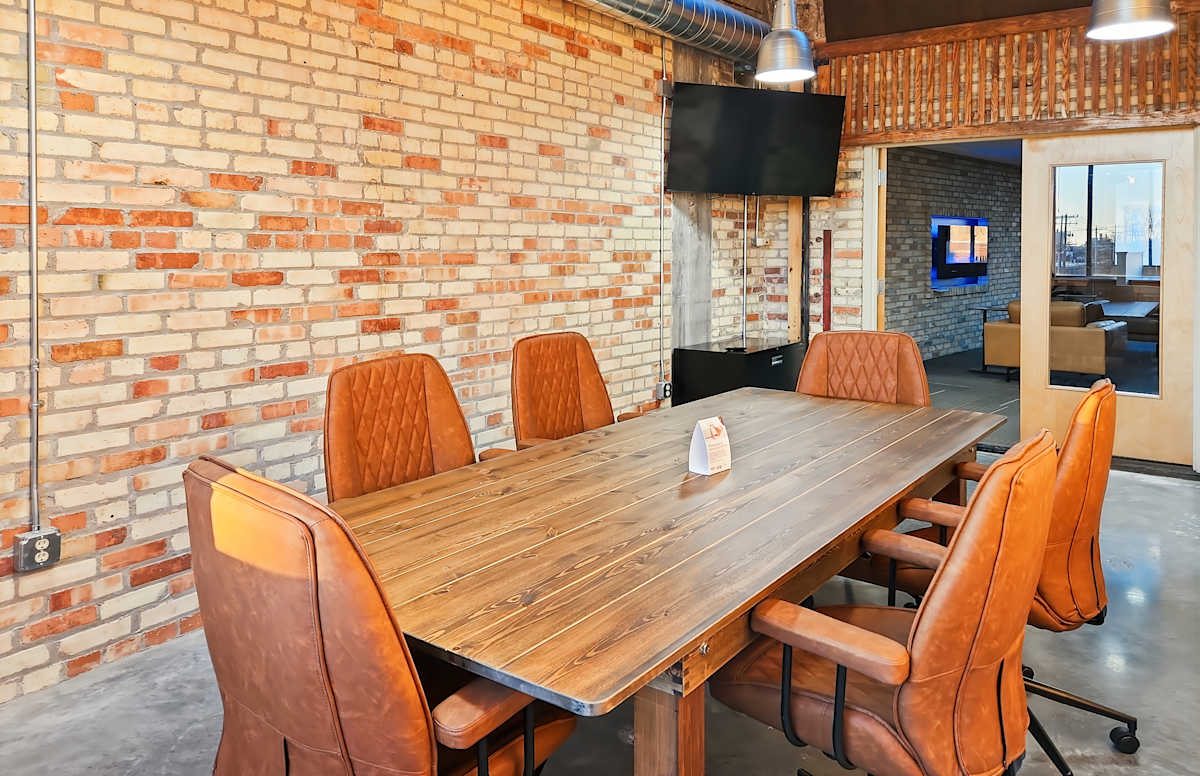 118 S Adams St, Green Bay