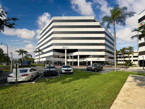 Spaces (IWG) 11900 Biscayne Blvd North Miami