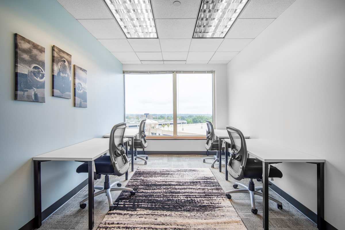 Regus (IWG) 11921 Freedom Drive Reston