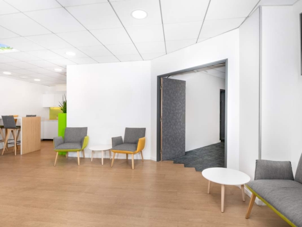 Regus (IWG) 12 Rond-Point des Champs-elysees Paris