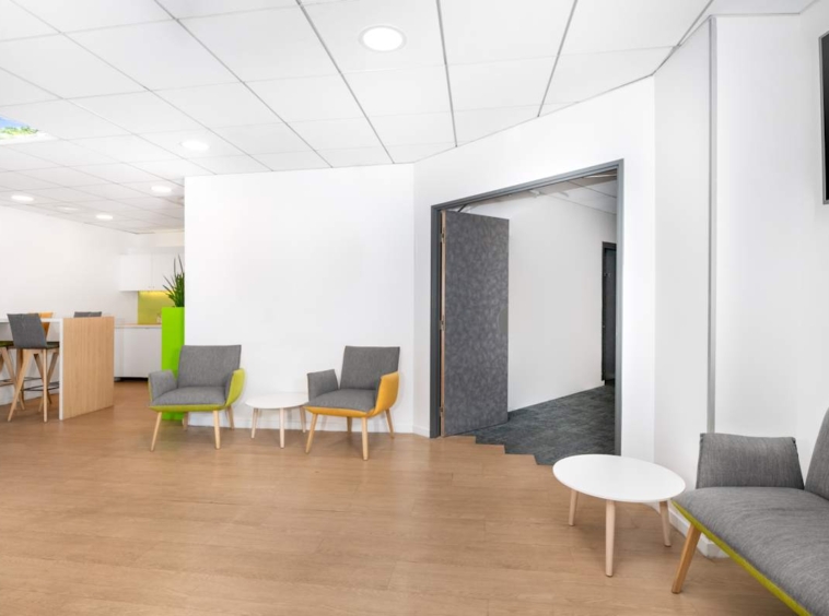 Regus (IWG) 12 Rond-Point des Champs-elysees Paris