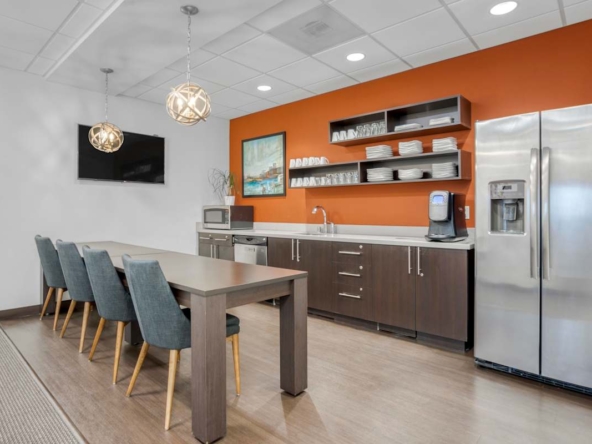 Regus (IWG) 1220 Main Street Vancouver