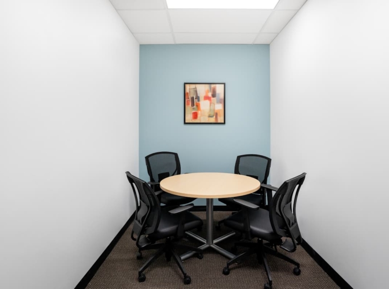 Regus (IWG) 1235 Bay Street Toronto