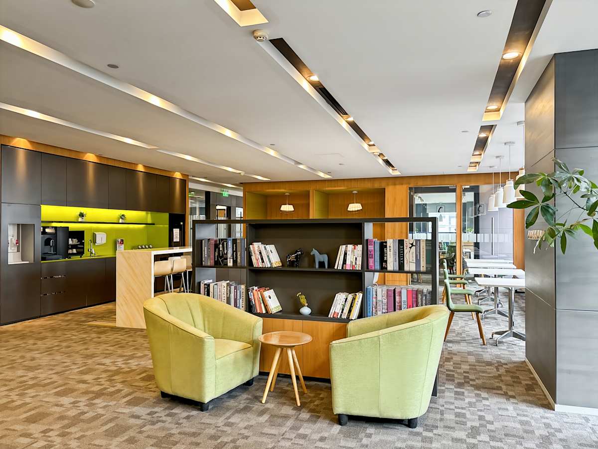 1268 Jinghan Avenue Wuhan Regus (IWG) 1268 Jinghan Avenue Wuhan