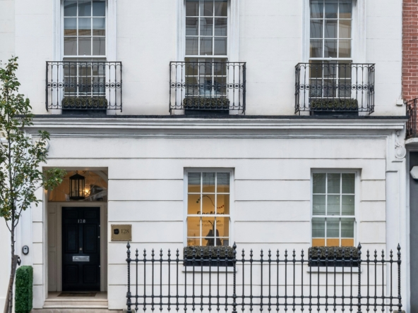 128 Wigmore Street Boutique