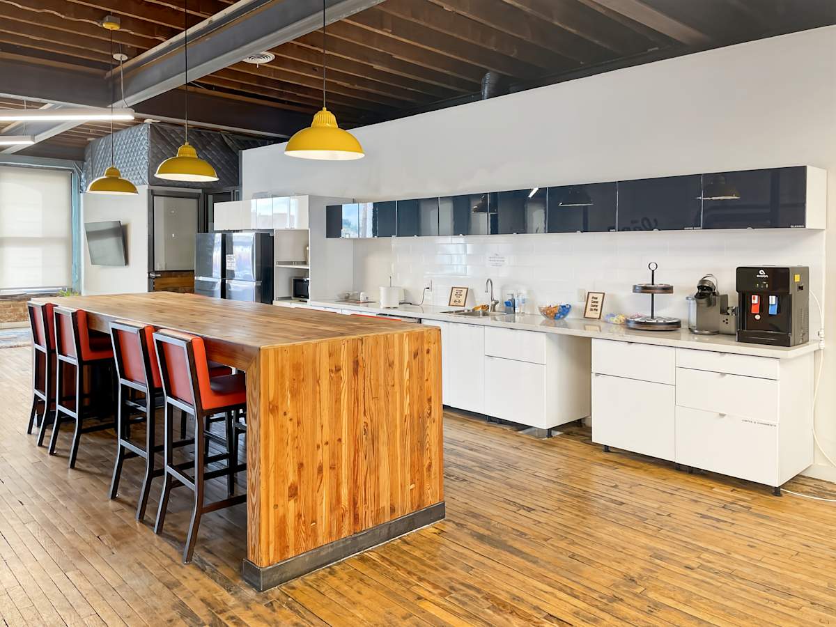 Spaces (IWG) 130 E Congress St Tucson