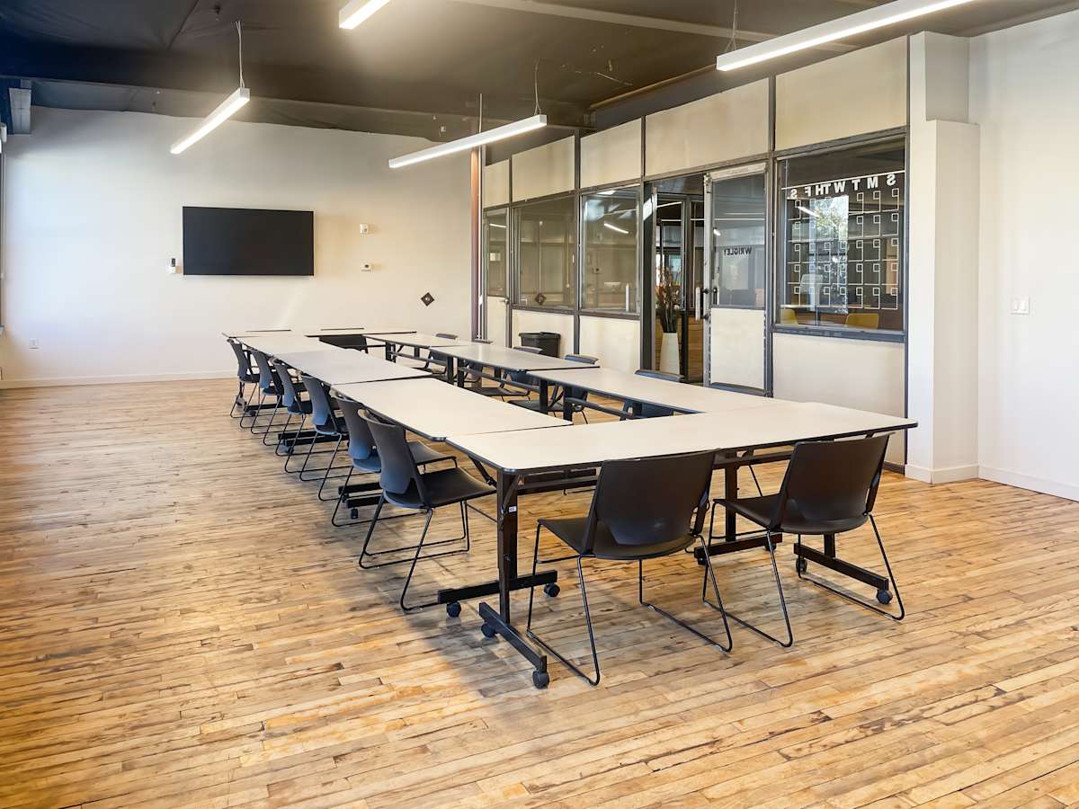 Spaces (IWG) 130 E Congress St Tucson