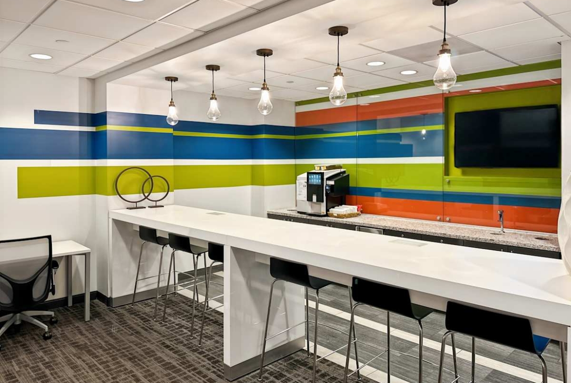 Regus (IWG) 135 South State College Boulevard Brea