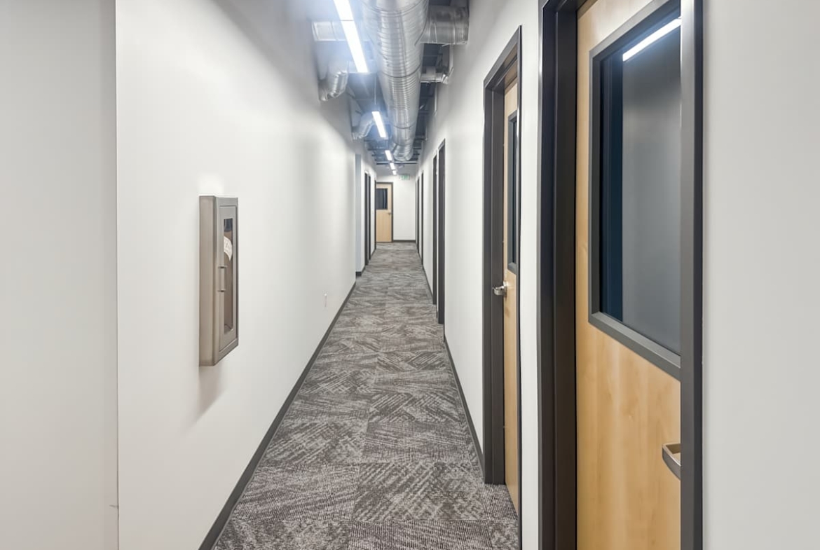 Regus (IWG) 13867 S Bangerter Pky Draper