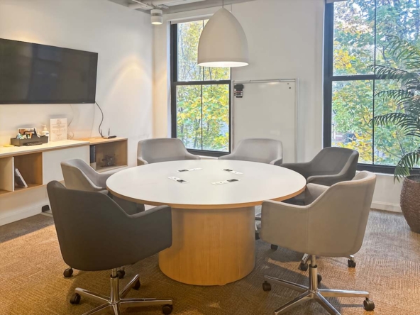 Spaces (IWG) 1435 Vine Street Cincinnati