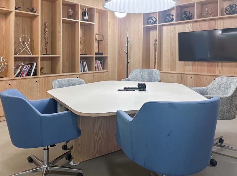 Spaces (IWG) 1435 Vine Street Cincinnati