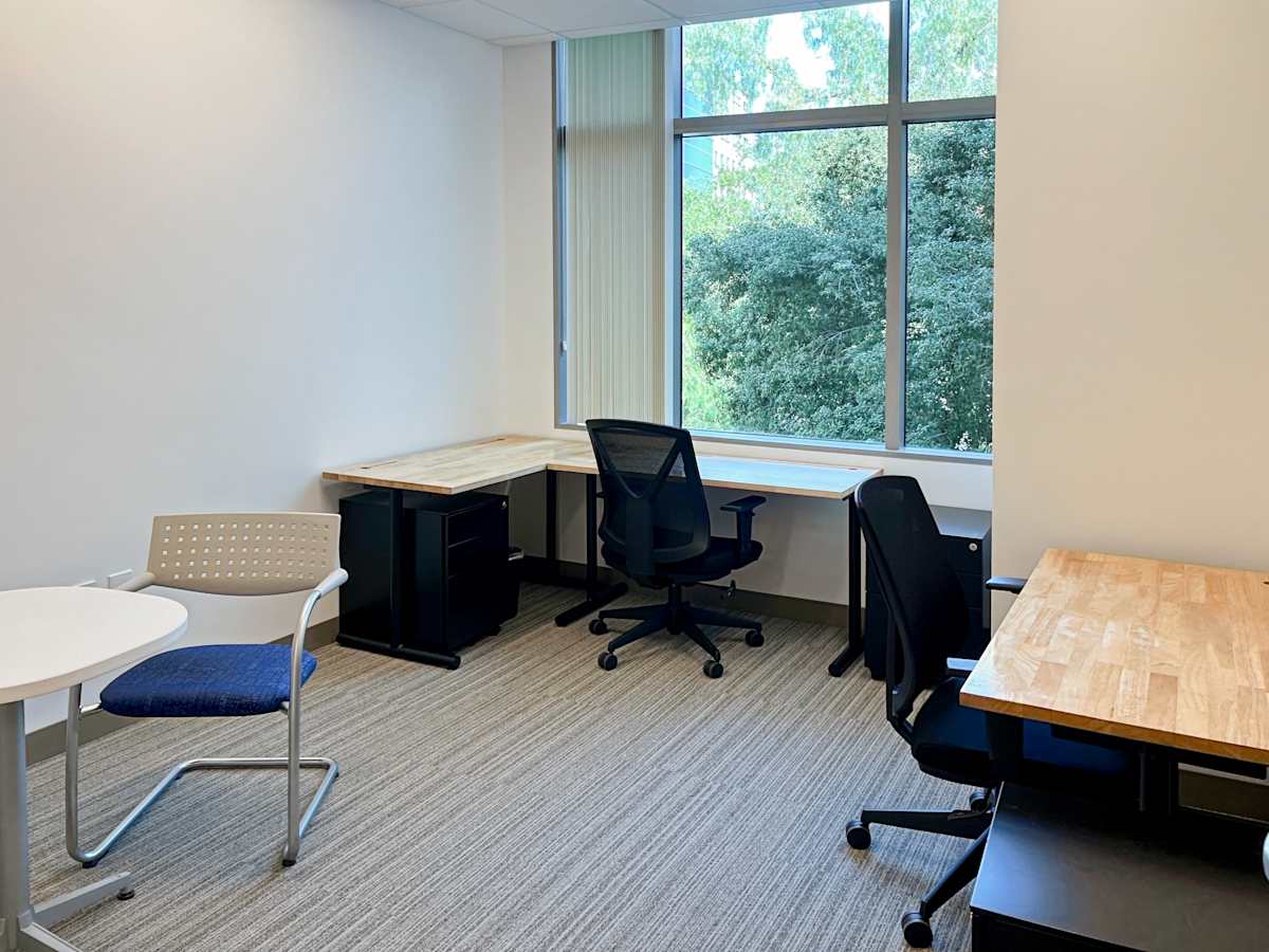 Regus (IWG) 15 Enterprise Aliso Viejo