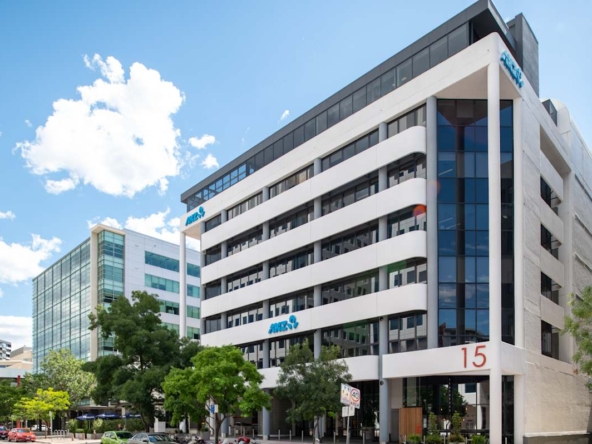 Regus (IWG) 15 Moore Street Canberra