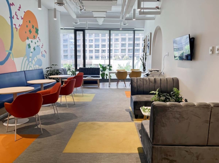 Regus (IWG) 15 Wellesley St W Toronto