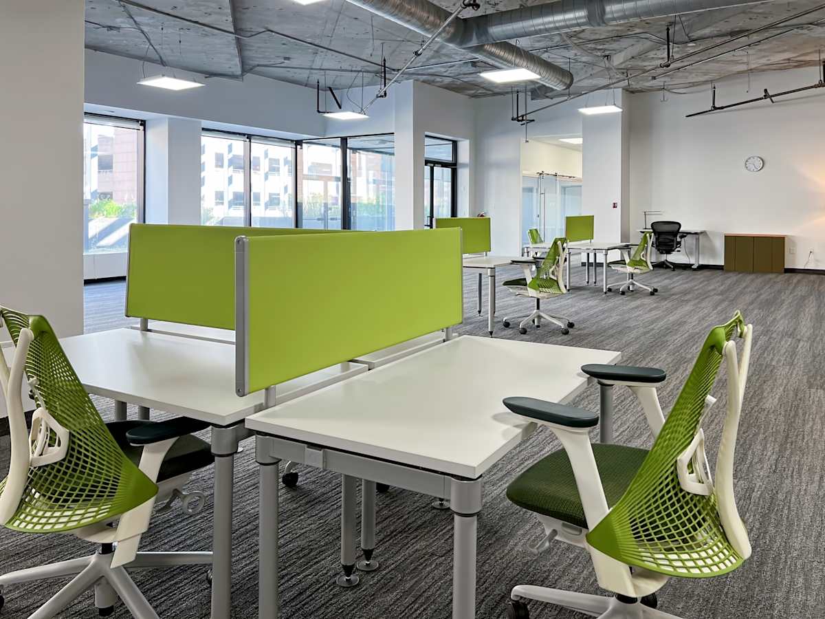 Spaces (IWG) 1505 Barrington St Halifax
