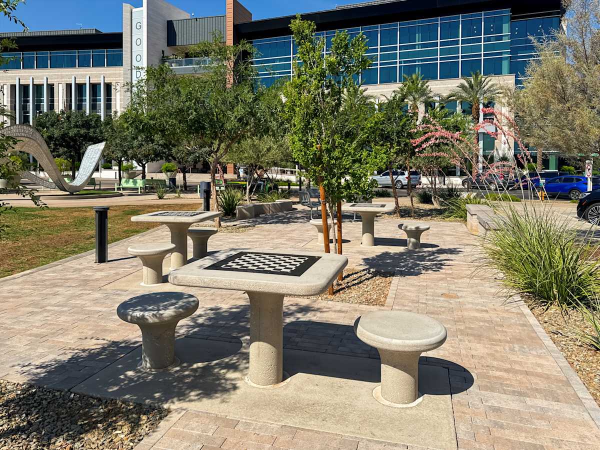 Spaces (IWG) 15150 W Park Place Goodyear