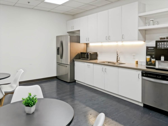 Regus (IWG) 1531 32nd Ave S Fargo