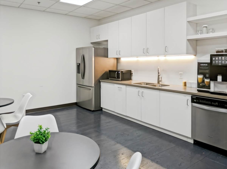 Regus (IWG) 1531 32nd Ave S Fargo